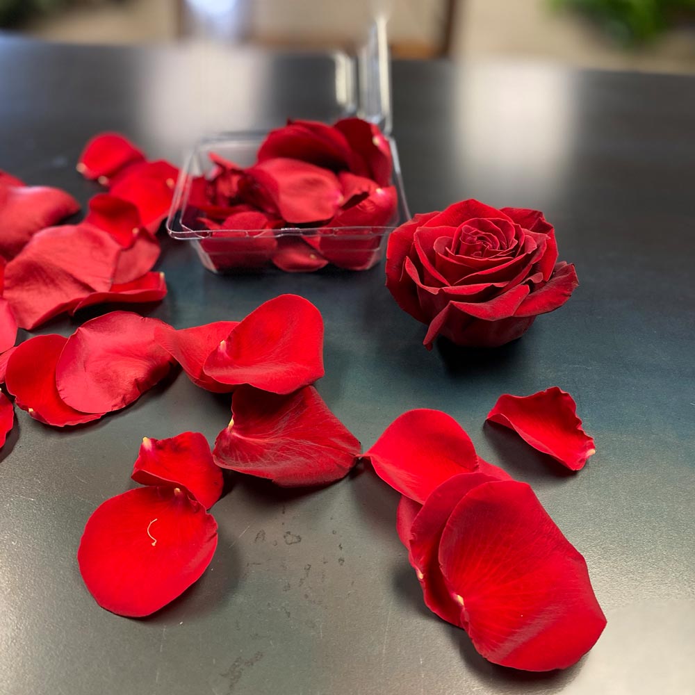 Box Red Rose Petals